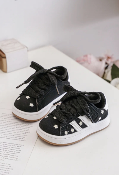 SNEAKER  DAISY